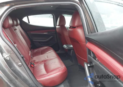 2022 Mazda Mazda3 Premium из США, поврежденный, VIN JM1BPAML9N1512260